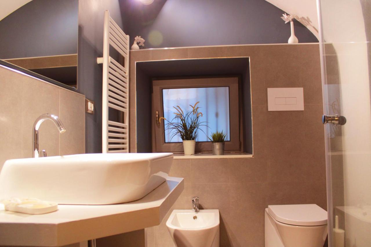 Vhome Exclusive Living Room คาตาเนีย ภายนอก รูปภาพ